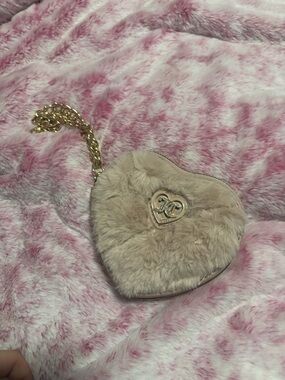 Faux Fur Heart Crossbody Bag with Gold Chain